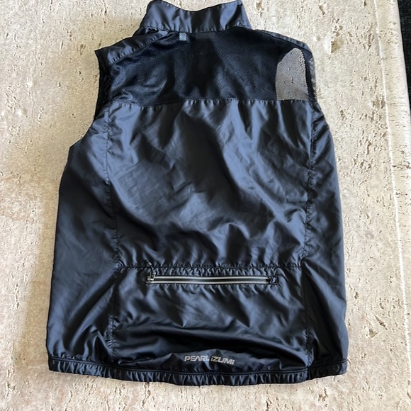 Barrier performance bike vest - Picture 2 of 2